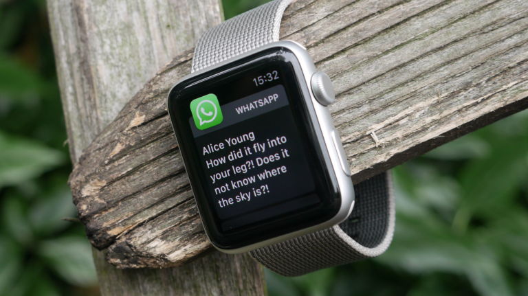 Стандартное уведомление WhatsApp на Apple Watch
